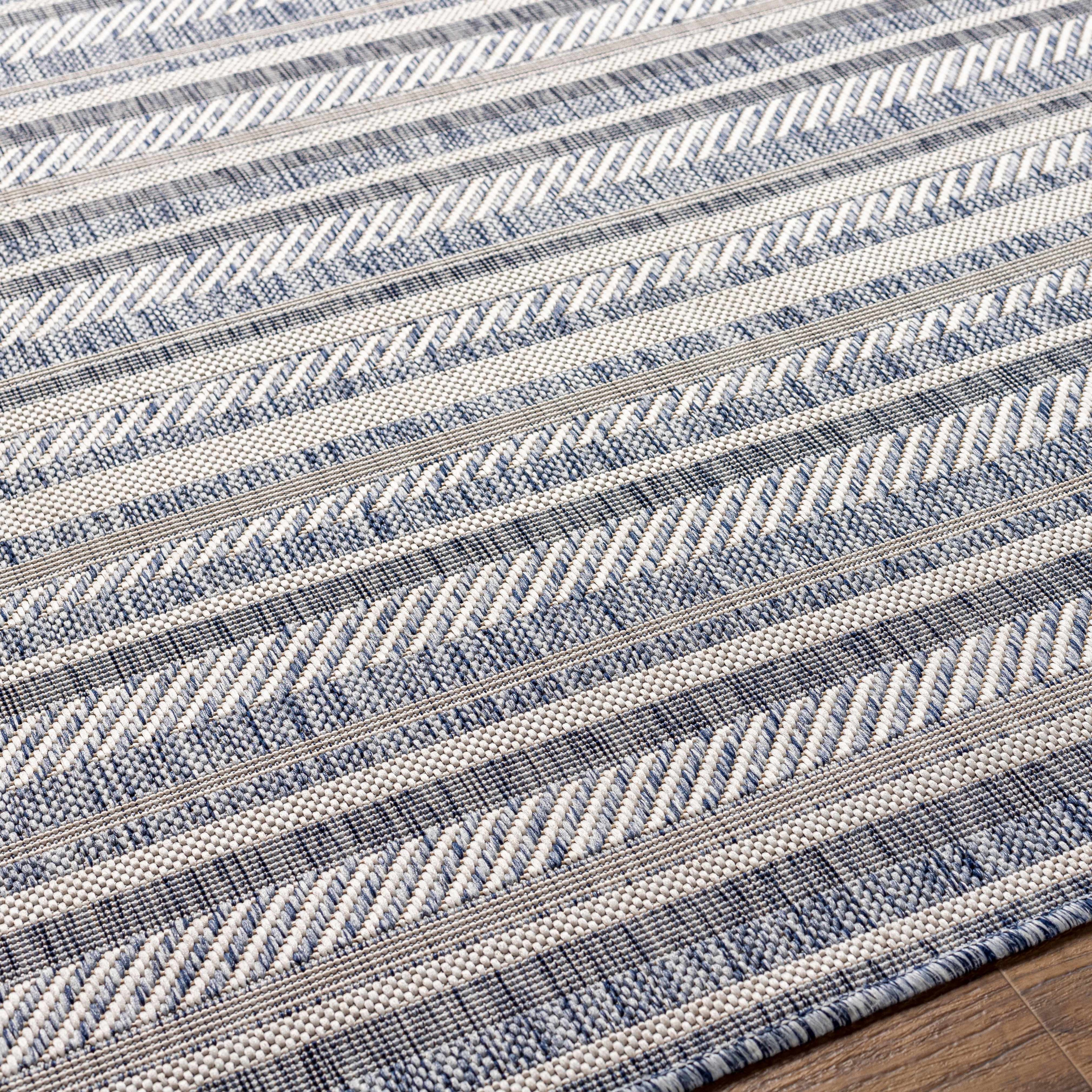 Emirgazi Striped Nordic Rug-1